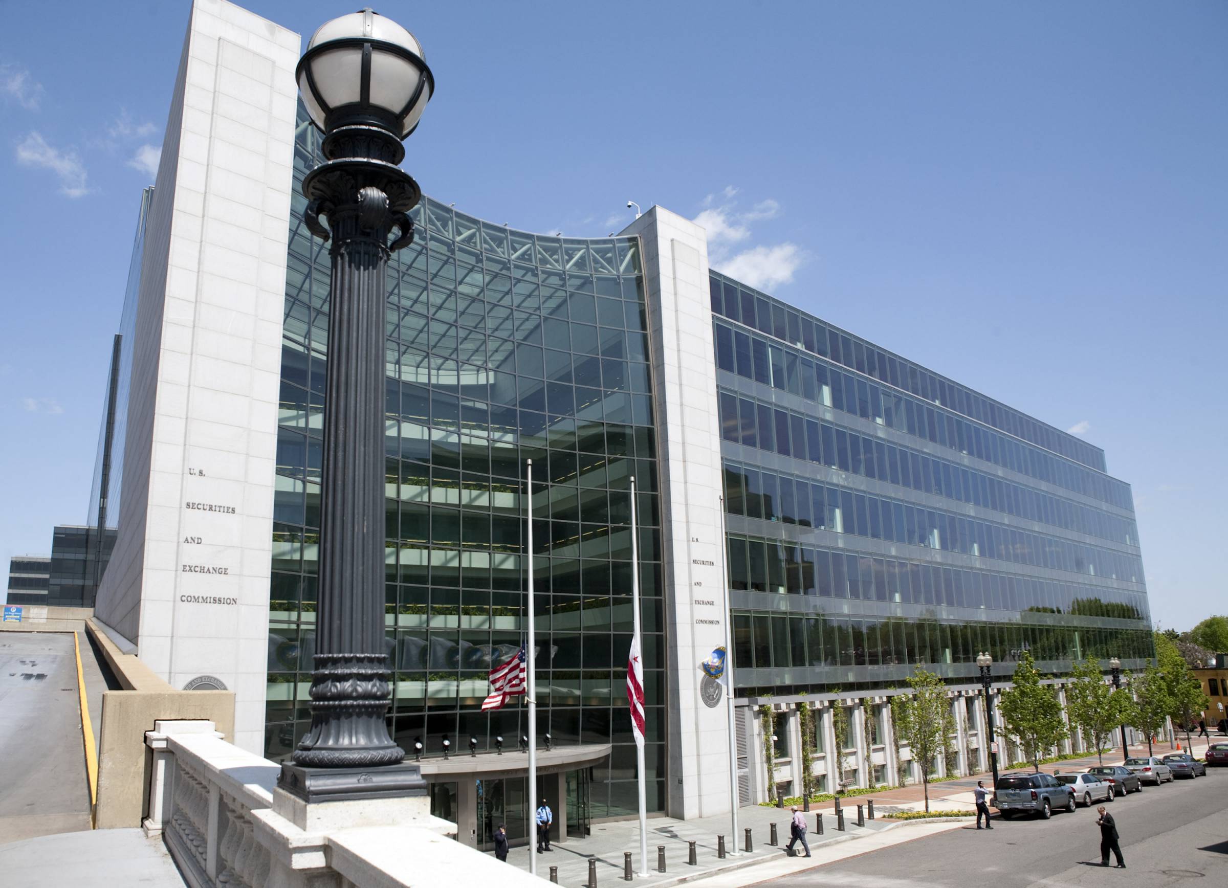 美證交會主席明年1月20日卸任為特朗普「幣圈友好」繼任人讓路- 財經快訊- 點新聞