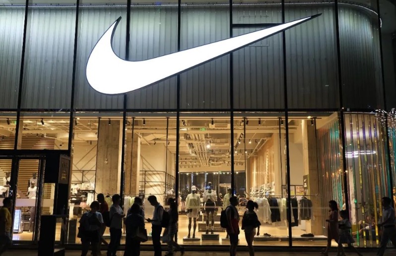 is nike an american brand