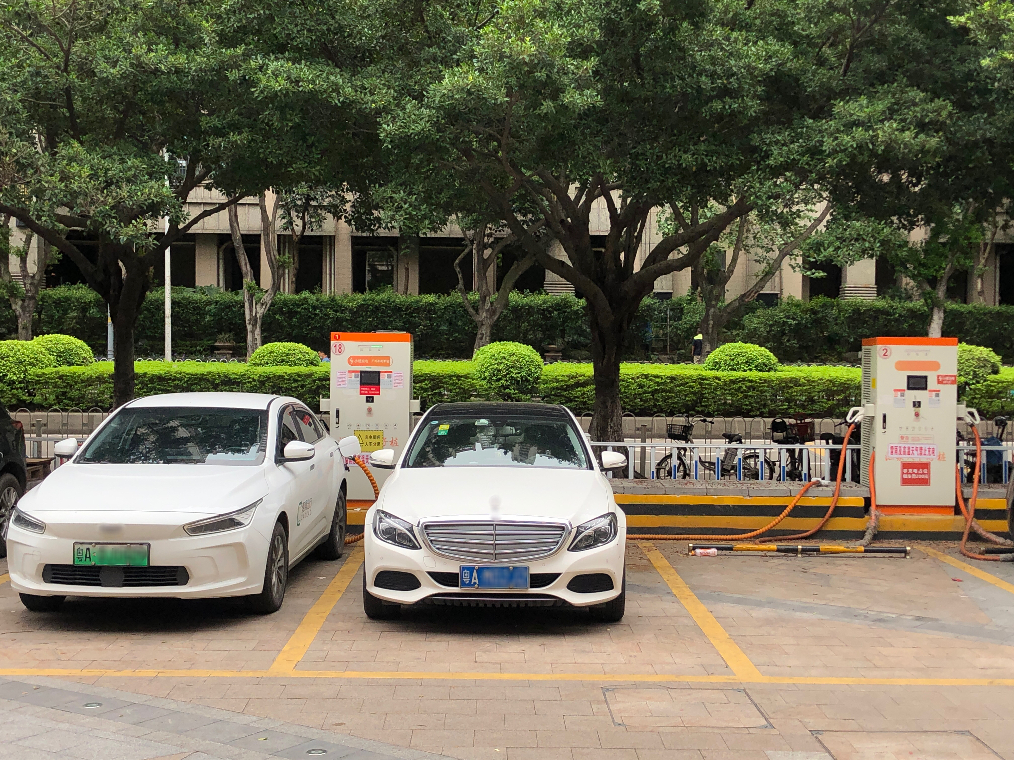 港車北上充電更便捷粵鄉鎮實現充電樁全覆蓋 兩岸 點新聞 港車北上充電更便捷粵鄉鎮實現充電樁全覆蓋 兩岸 點新聞