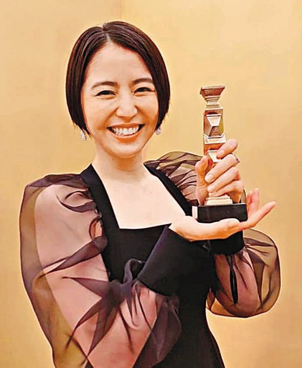 草 彅 剛長澤正美摘日本奧斯卡帝后 娛樂 香港文匯網
